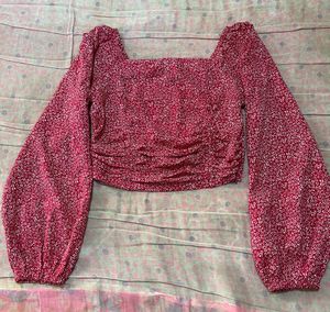 Mroon Floral Georgette Fitted Crop Top
