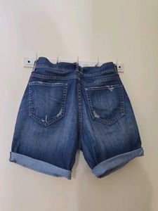Shorts For Your Outings, In Best Condition.
