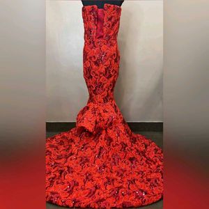 3D PAISLEY GOWN WITH TRAIL