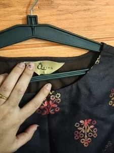 A Quinn Brand Kurta For 38 To 40 Bust Size