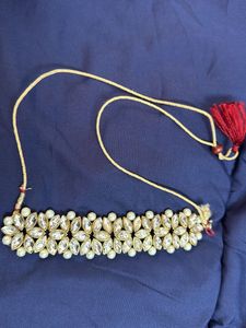 A Choker Design Set