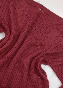 Cable Knit Cropped Sweater