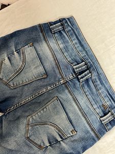 Distressed Jeans with Patches