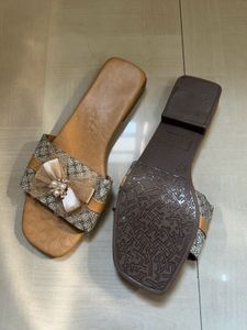 Elegant Embellished Slides