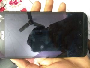 Asus Zenfone Lazer 2 (4GVolte)