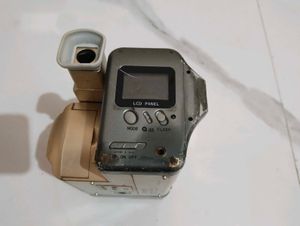 Vintage Sony Handycam Camcorder( ⚠️ Off Camera)