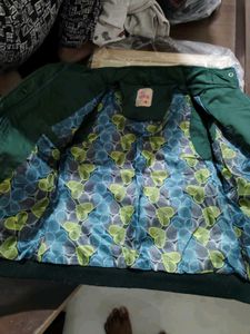 Green Hooded Half Jacket