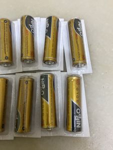 NIPPO 2AA GOLD BATTERIES