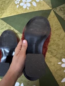 New Zara Fur Heel ( Check Flaw)