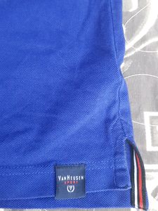 Van Huesen Poloneck Tshirt