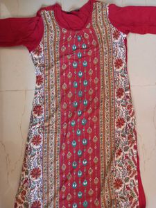 This is a Kurta Set Available With Pant.