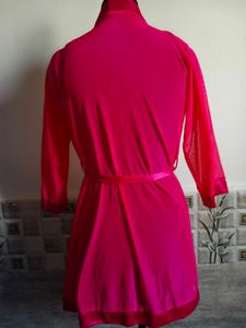 BOGO🎁Buy One Get 1 Free🎁S/M Pink Satin Robe