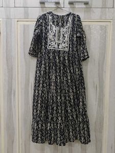 Elegant Embroidered Black Jaipuri Dress