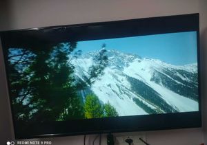 46 Inch Proneer Smart Tv