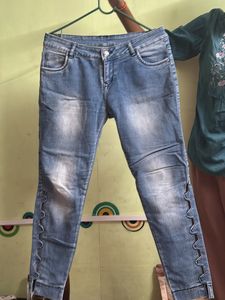 Slim Designer Jeans