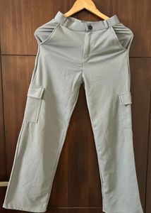 grey color cargo light weight to wear