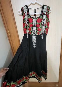 Embroidered Sleeveless Salwar Kameez Never Used