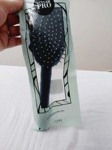 Oriflame Cushion Brush