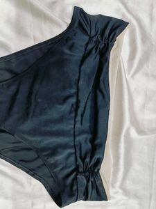 🇳🇿💫🎀black Bottom - High Waist