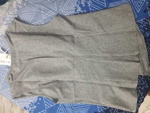 Chic Grey Sleeveless Top