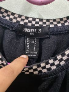 Forever 21 Tshirt
