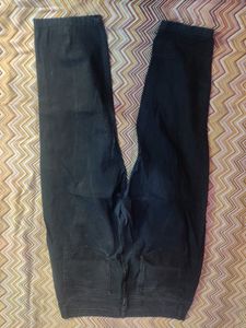 High Rise Black Straight Cropped Jeans