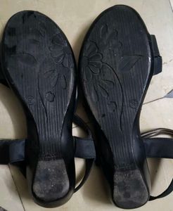 Stylish Black Sandals