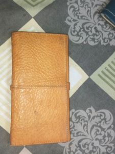 This is The Beautiful Leather purse For Women