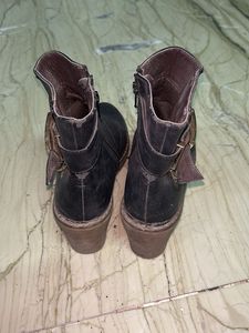 Black Boots