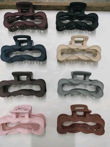Abstract Wave Hair Claw Clips