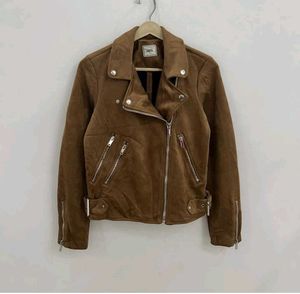5 Jackets ( Suede And Leather Material)