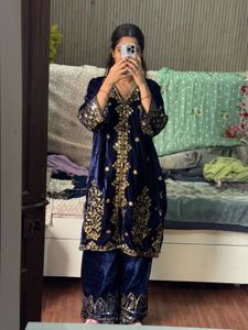 Elegant Velvet Kurta Set
