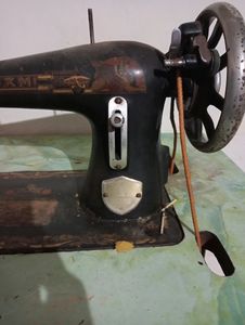 UXMI Silai Machine