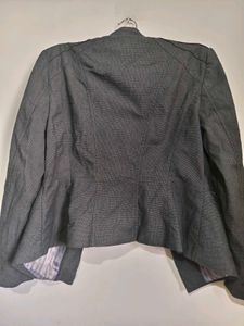Stylish Gray Blazer 34"36"