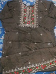 Elegant Embroidered Kurta Set