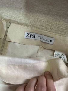 ZARA SKIRT WITH SLIT ONE SIDE