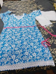 Floral Print Dress with Lace Trim