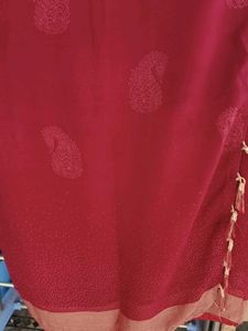 Red Paisley Design Saree💯😍