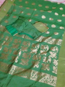 Pure Venkatagiri  Green Cotton Saree +Blouse
