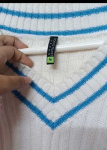 White V Neck Korean Sweater