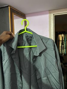 Men&#39;s Dress Shirt - Slim Fit