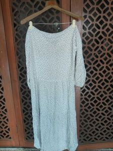 Cute Polka Dot Dress🤍