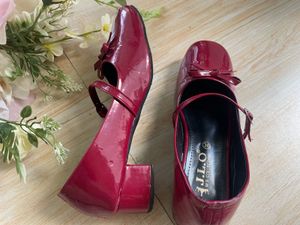 Pinteresty Cherry Red Mary Jane Shoes🍂