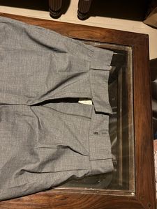 H&amp;M Gray Pleated Trousers Xs