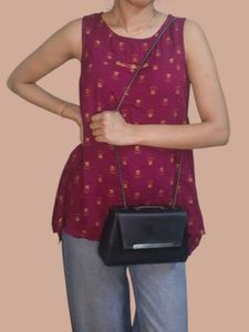 Chic Black Crossbody Bag