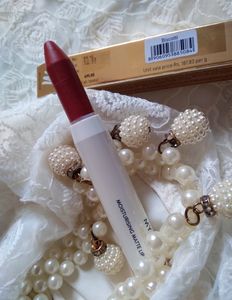 PERFECT CURVES: MOISTURISING MATTE LIP CRAYON 💋🥀