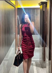 Chic Maroon Bodycon Dress