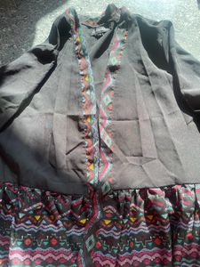 Kasuaaly Shrug