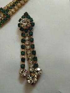 Neckles