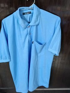 Blue Tshirt with pocket in front